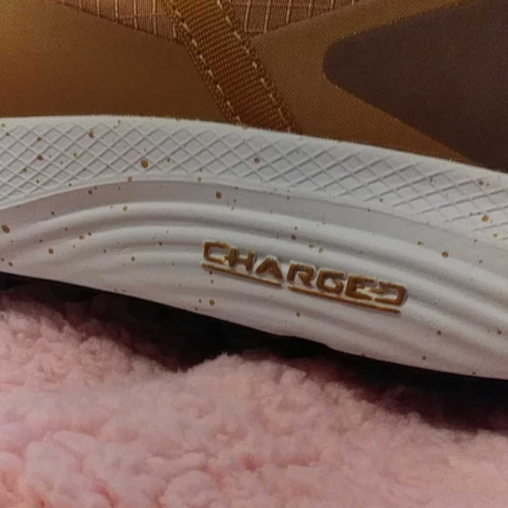 Shoes - Picture 4 of 5